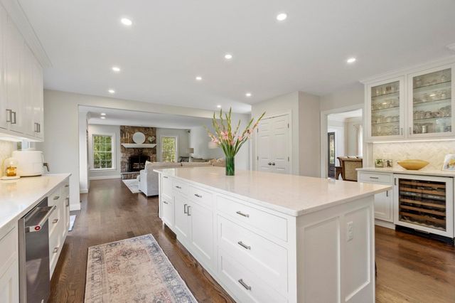 35 Sandy Ridge Road, Sterling, MA 01564