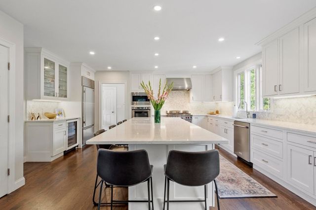 35 Sandy Ridge Road, Sterling, MA 01564