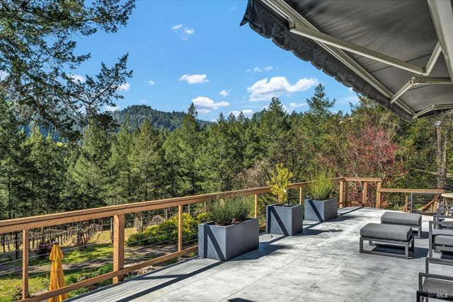 511 Kortum Canyon Rd, Calistoga, CA 94515