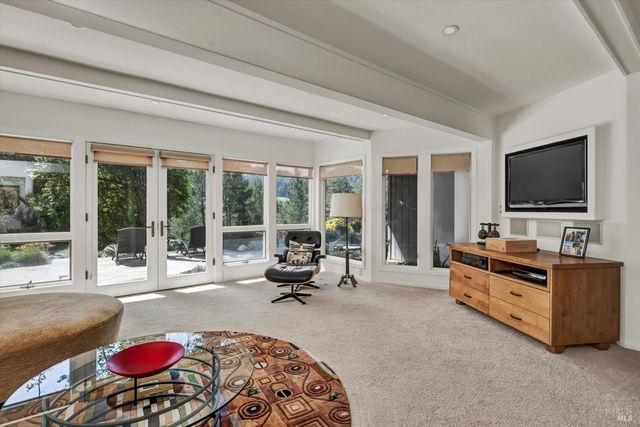 511 Kortum Canyon Rd, Calistoga, CA 94515