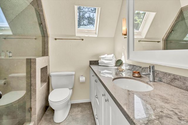 511 Kortum Canyon Rd, Calistoga, CA 94515