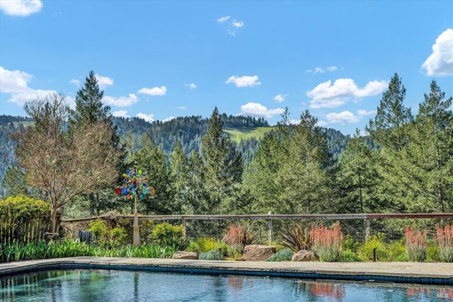 511 Kortum Canyon Rd, Calistoga, CA 94515
