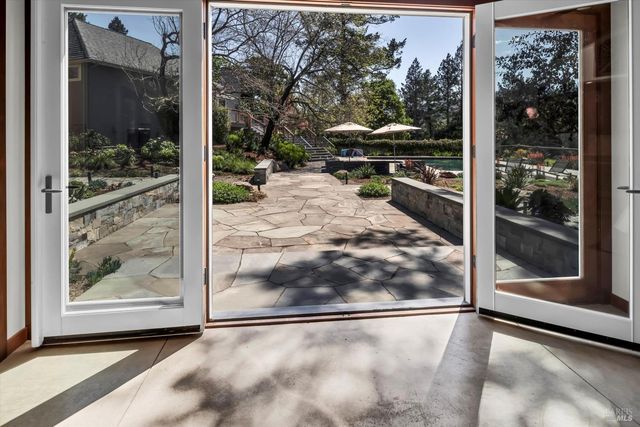 511 Kortum Canyon Rd, Calistoga, CA 94515