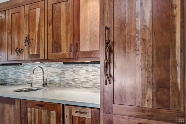 511 Kortum Canyon Rd, Calistoga, CA 94515