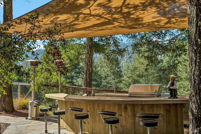 511 Kortum Canyon Rd, Calistoga, CA 94515
