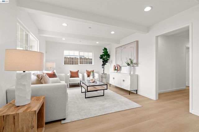 37226 Dutra Way, Fremont, CA 94536