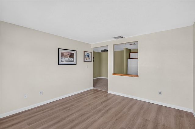 728 Beverage Hill Avenue 17, Pawtucket, RI 02861