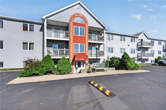 728 Beverage Hill Avenue 17, Pawtucket, RI 02861