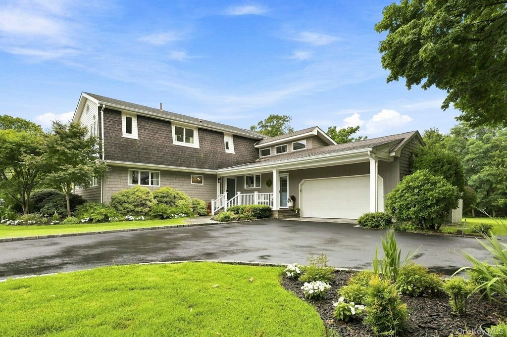 16 Brittany Court, Northport, NY 11768 — exterior