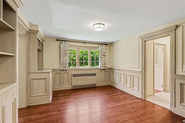 2203 Sheffield Drive, Kalamazoo, MI 49008