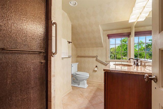 2203 Sheffield Drive, Kalamazoo, MI 49008