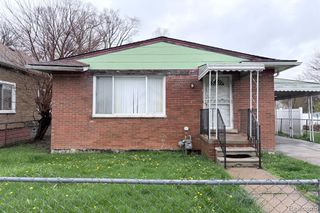 9377 Bessemore Street, Detroit, MI 48213