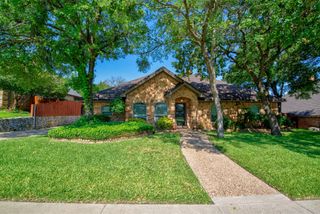 3133 Hurstview Drive, Hurst, TX 76054