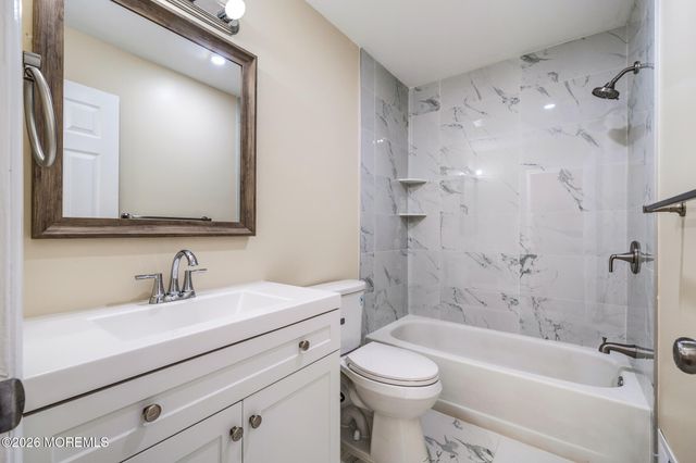 12 Stuart Drive 1, Freehold, NJ 07728