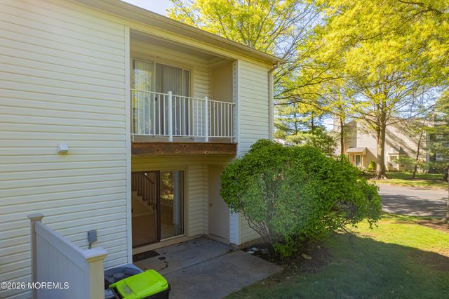 12 Stuart Drive 1, Freehold, NJ 07728
