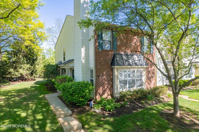 12 Stuart Drive 1, Freehold, NJ 07728