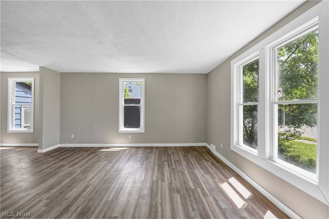 15413 Raymond Street, Maple Heights, OH 44137