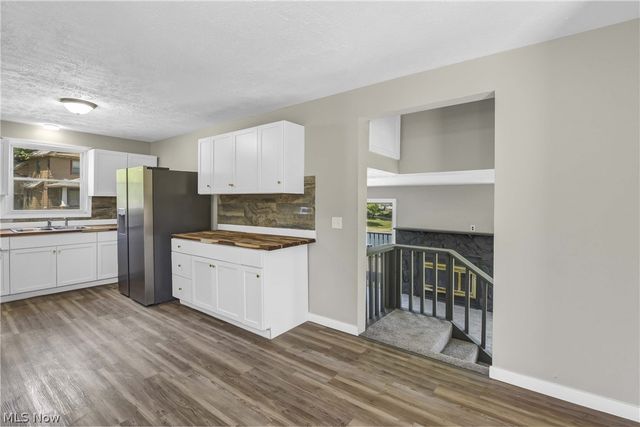 15413 Raymond Street, Maple Heights, OH 44137