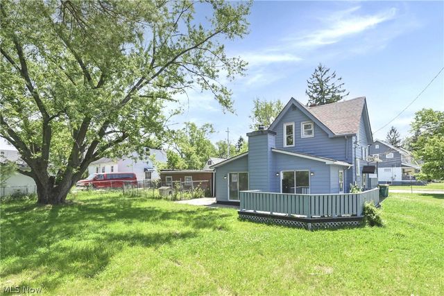 15413 Raymond Street, Maple Heights, OH 44137