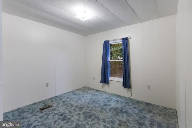 908 KELLY DR, Mount Wolf, PA 17347