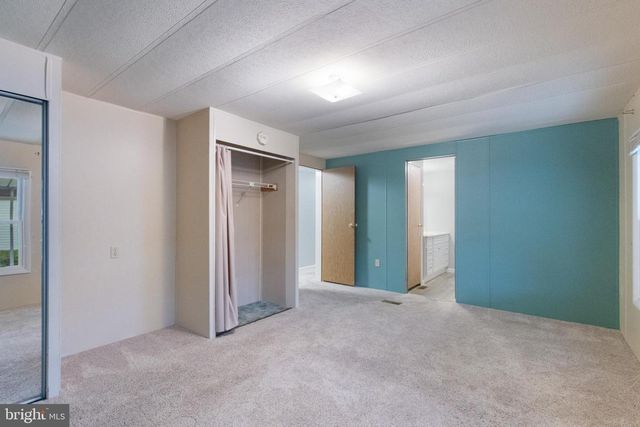 908 KELLY DR, Mount Wolf, PA 17347