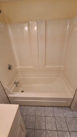 414 Hanover Street 5, Boston, MA 02113