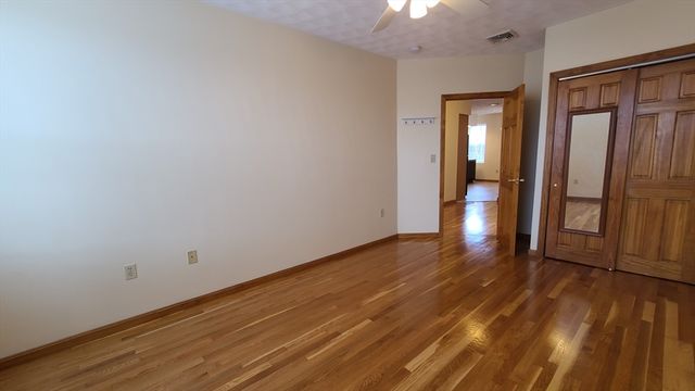 414 Hanover Street 5, Boston, MA 02113