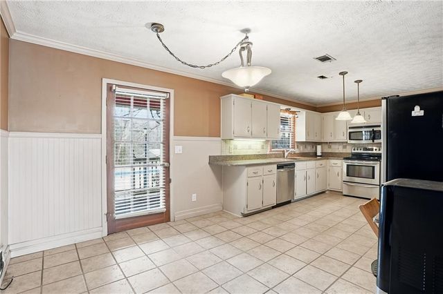 2730 Sunday Road, Stockbridge, GA 30281