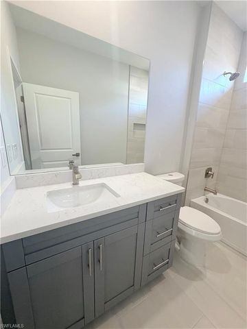 315 NW 3rd LN, Cape Coral, FL 33993