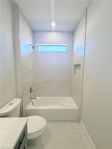 315 NW 3rd LN, Cape Coral, FL 33993