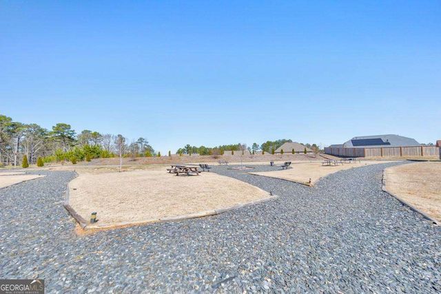 197 Hickory Pointe Drive, Acworth, GA 30101