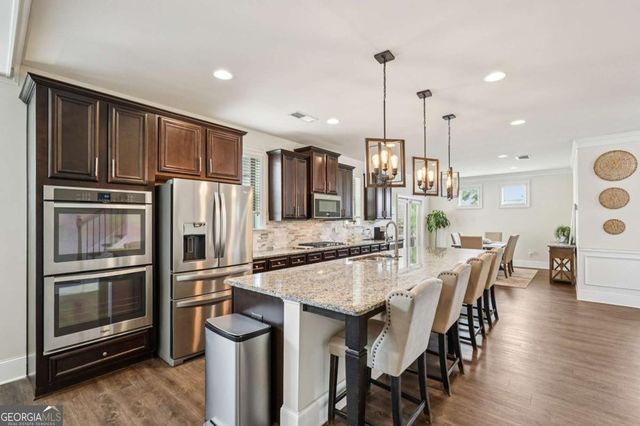 197 Hickory Pointe Drive, Acworth, GA 30101