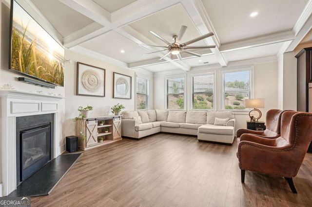 197 Hickory Pointe Drive, Acworth, GA 30101