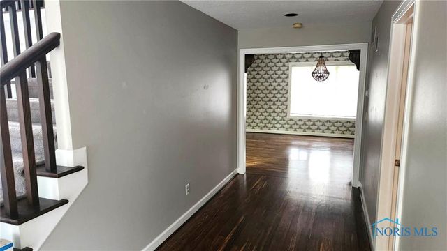 4733 High Oaks Boulevard, Toledo, OH 43623