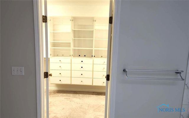 4733 High Oaks Boulevard, Toledo, OH 43623