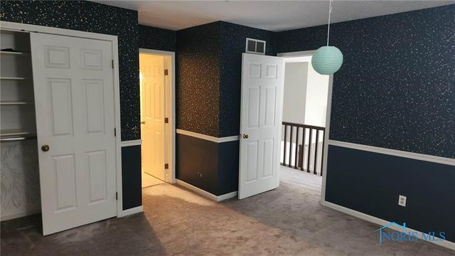 4733 High Oaks Boulevard, Toledo, OH 43623