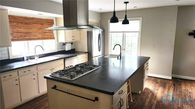 4733 High Oaks Boulevard, Toledo, OH 43623