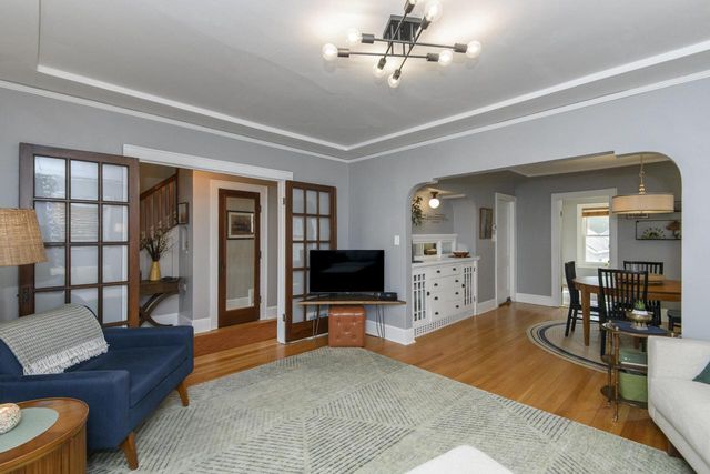 539 S 5th AVENUE, West Bend, WI 53090