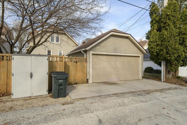 539 S 5th AVENUE, West Bend, WI 53090