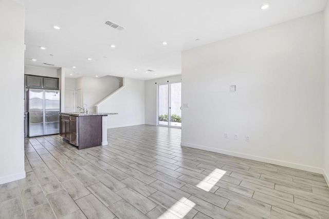 117 E Central Parkway, Mountain House, CA 95391