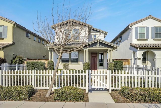 117 E Central Parkway, Mountain House, CA 95391