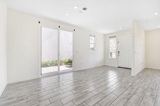 117 E Central Parkway, Mountain House, CA 95391