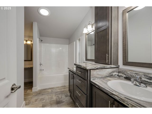 25110 Sw RED PRAIRIE Rd, Sheridan, OR 97378