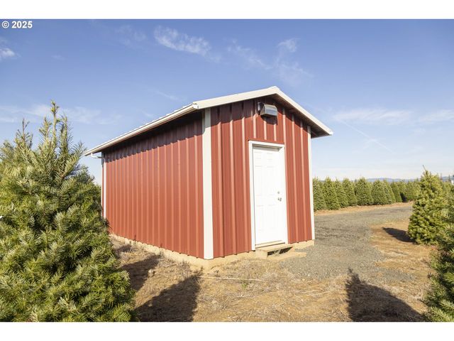 25110 Sw RED PRAIRIE Rd, Sheridan, OR 97378