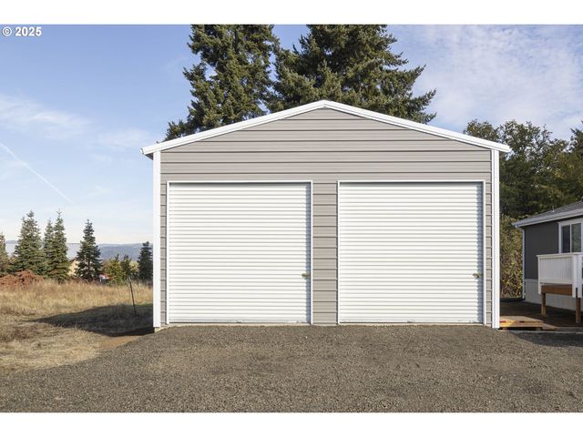 25110 Sw RED PRAIRIE Rd, Sheridan, OR 97378