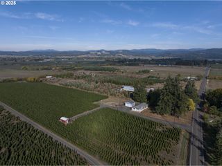 25110 Sw RED PRAIRIE Rd, Sheridan, OR 97378