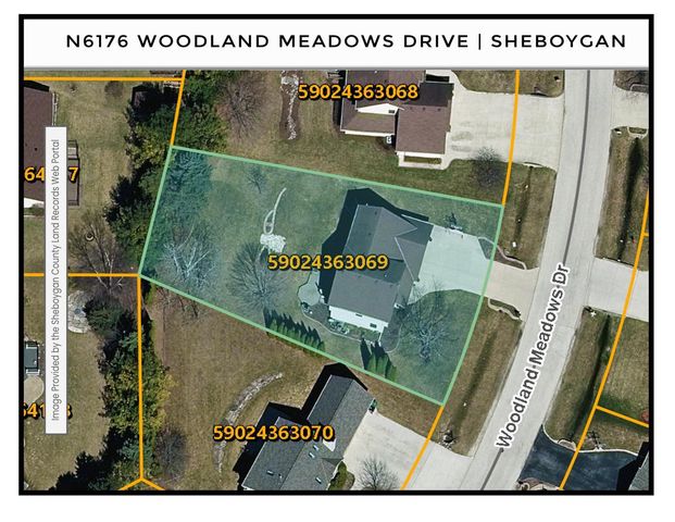 N6176 Woodland Meadows DRIVE, Sheboygan, WI 53083