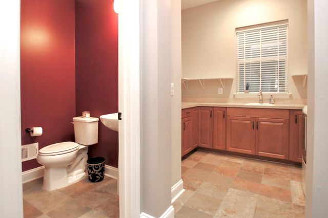 114 TURNSTONE LN, Lake Frederick, VA 22630