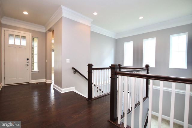 114 TURNSTONE LN, Lake Frederick, VA 22630