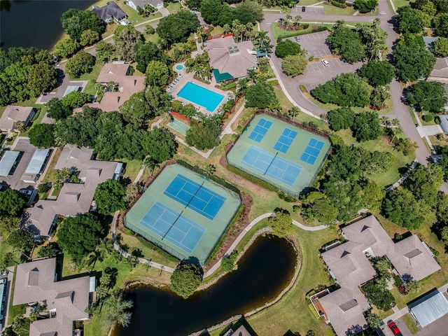 1059 S POINTE ALEXIS DR, Tarpon Springs, FL 34689